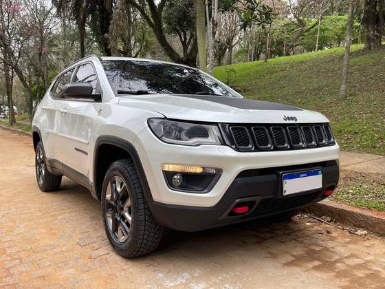 JEEP COMPASS 2.0 16V DIESEL TRAILHAWK 4X4 AUTOMÁTICO JEEP COMPASS 2.0 16V DIESEL TRAILHAWK 4X4 AUTOMÁTICO
